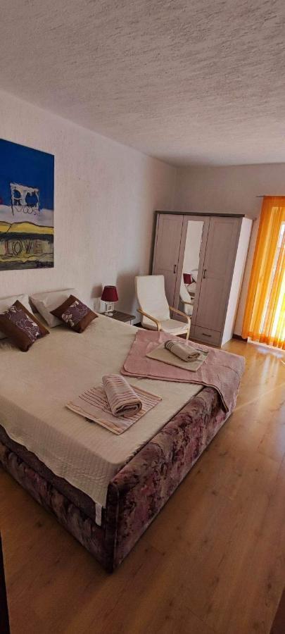 Apartments Berny Sveti Vid-Miholjice Bagian luar foto