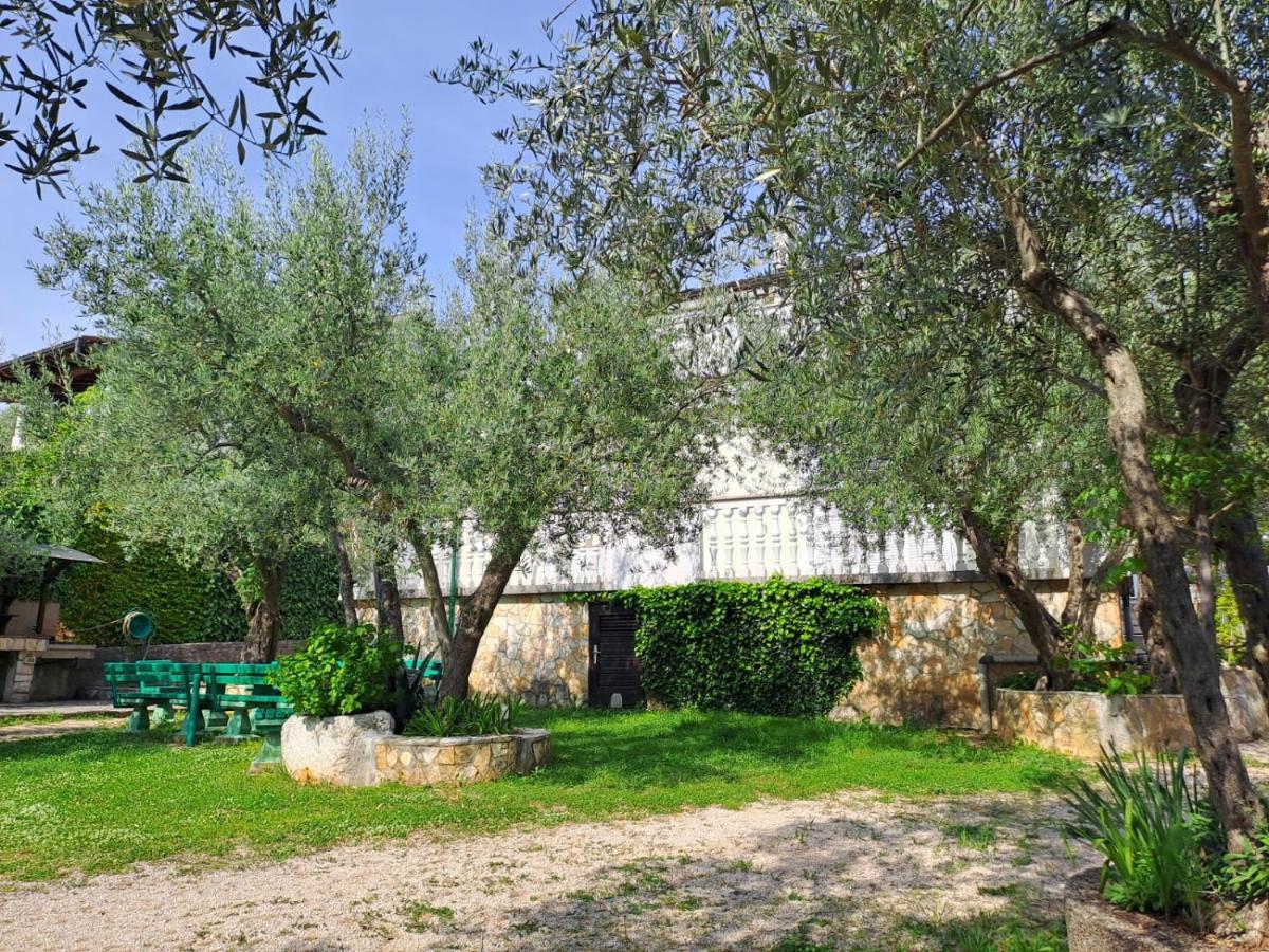 Apartments Berny Sveti Vid-Miholjice Bagian luar foto